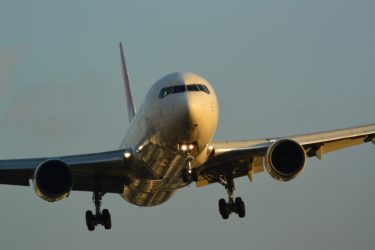 「東証一部上場企業の航空会社」で働く「客室乗務員」の仕事内容・給料レポ
