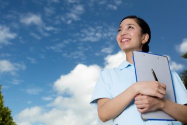 「東京都」の「市役所で働く保健師」の仕事内容・給料レポート