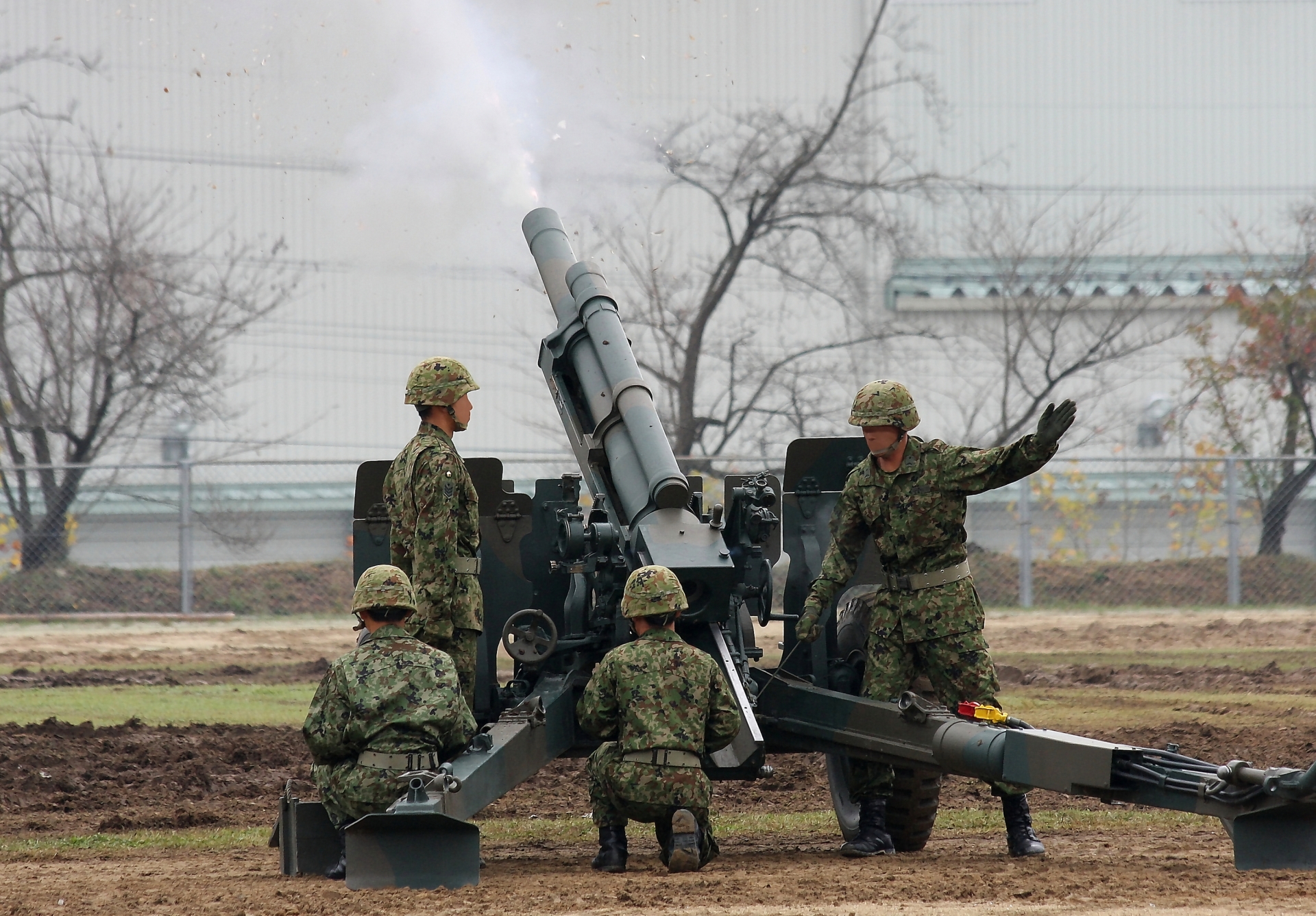 自衛隊の給料日やボーナス日っていつ 公務員総研